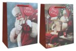 Gift Bag Christmas Trad Santas Medium ( 18 X 23 X 10cm )